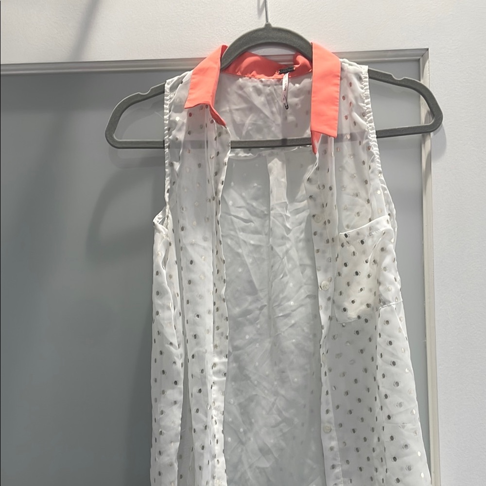 White Sleeveless Blouse with Coral Collar